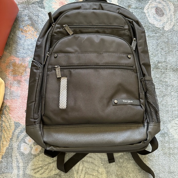 Targus laptop backpack black - Picture 2 of 2
